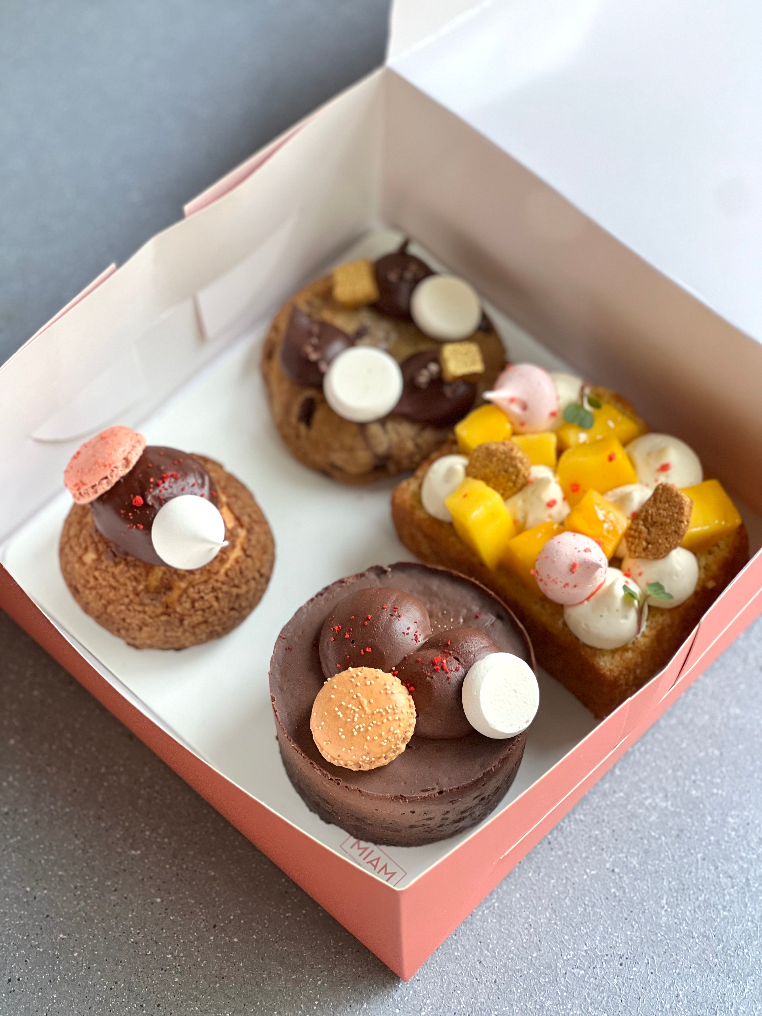 Assorted Box of 4 Desserts