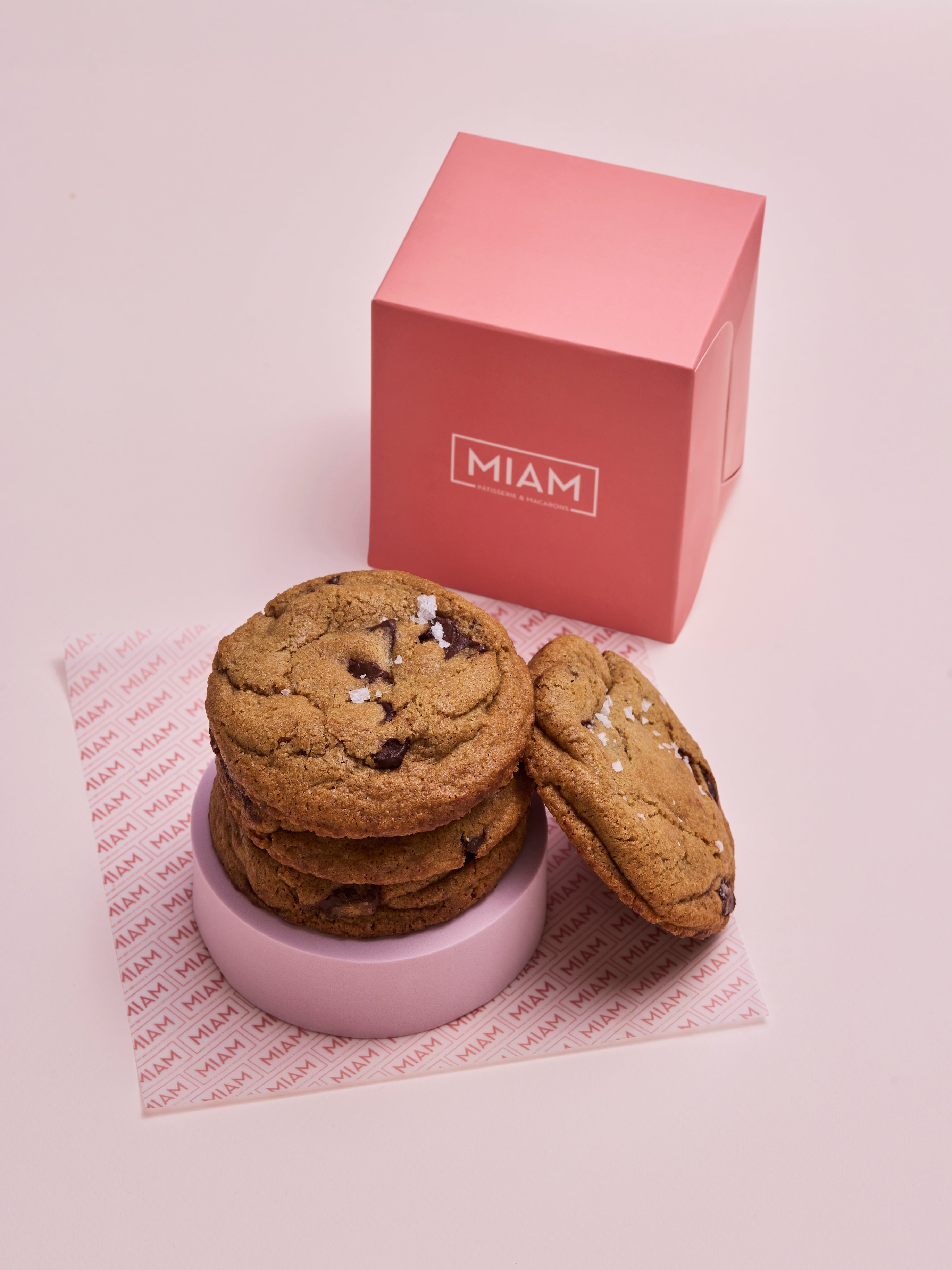 Dark Chocolate & Sea Salt Cookies ( Pack of 4 )