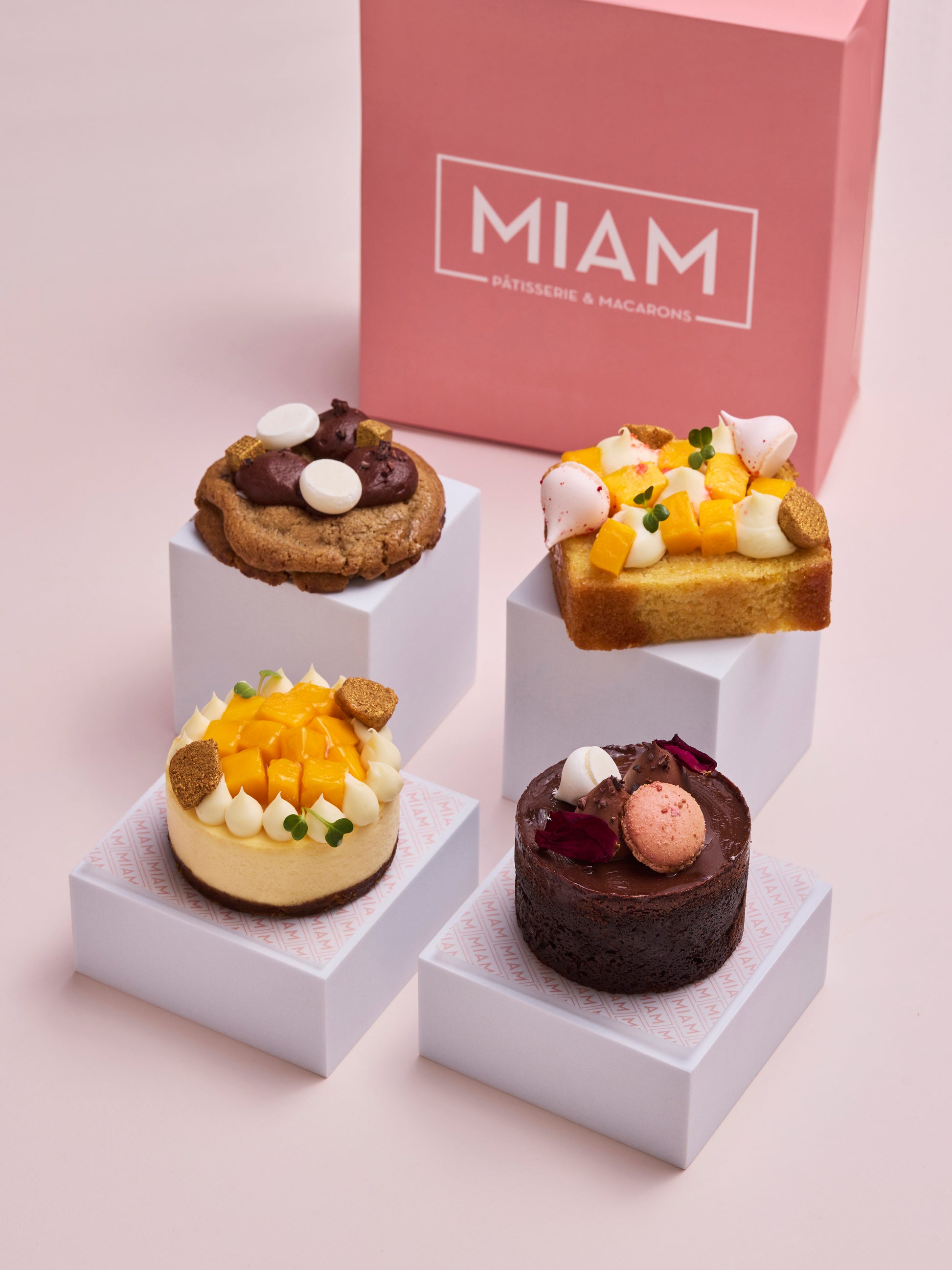 Assorted Box of 4 Desserts