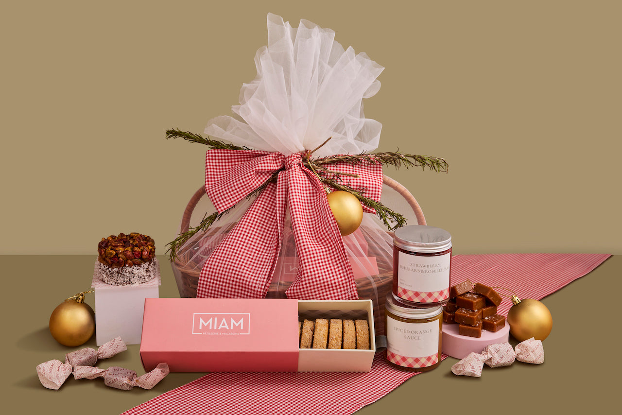 Miam's Christmas Basket
