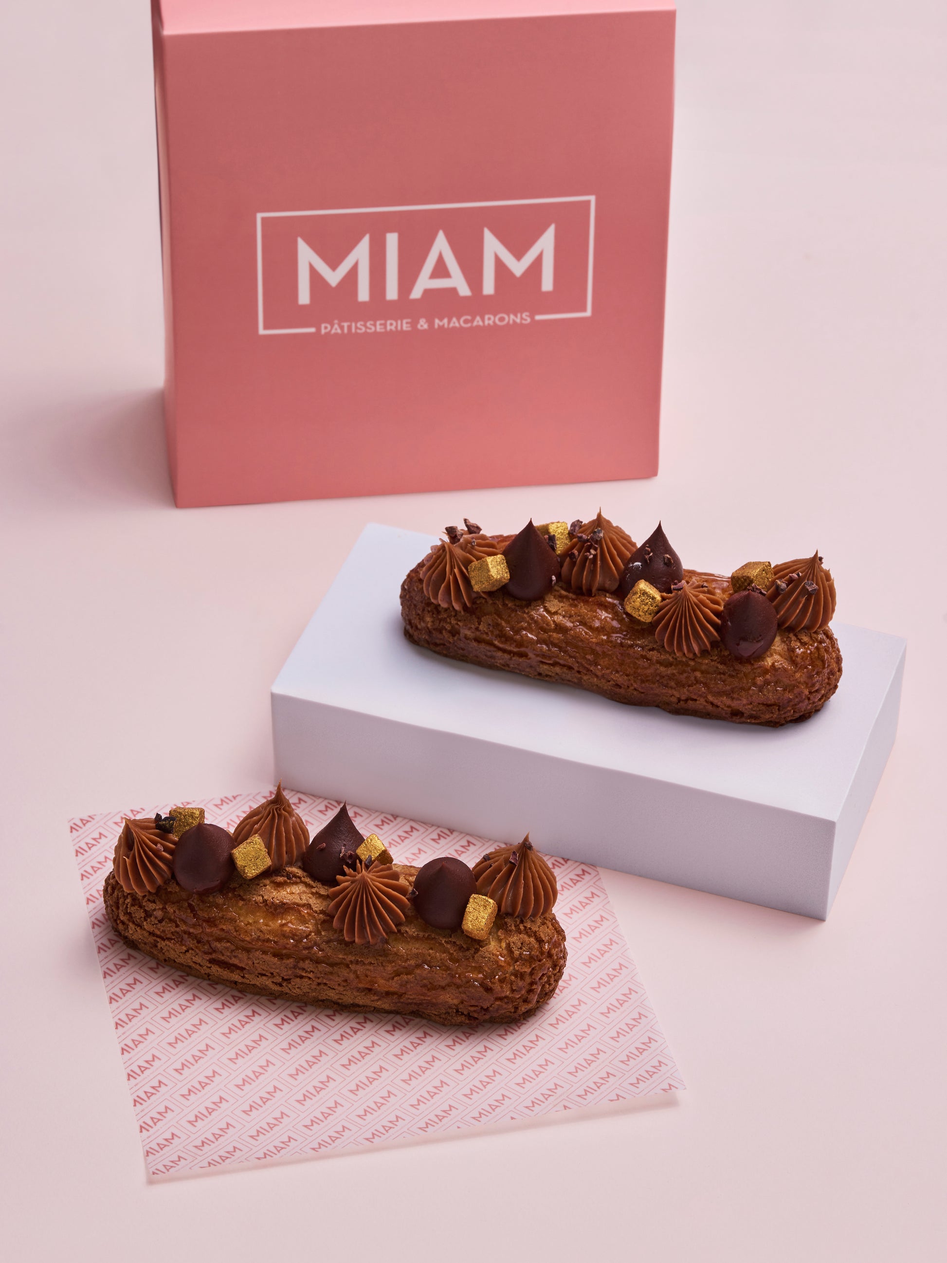 Vanilla Eclairs (Box of 2)